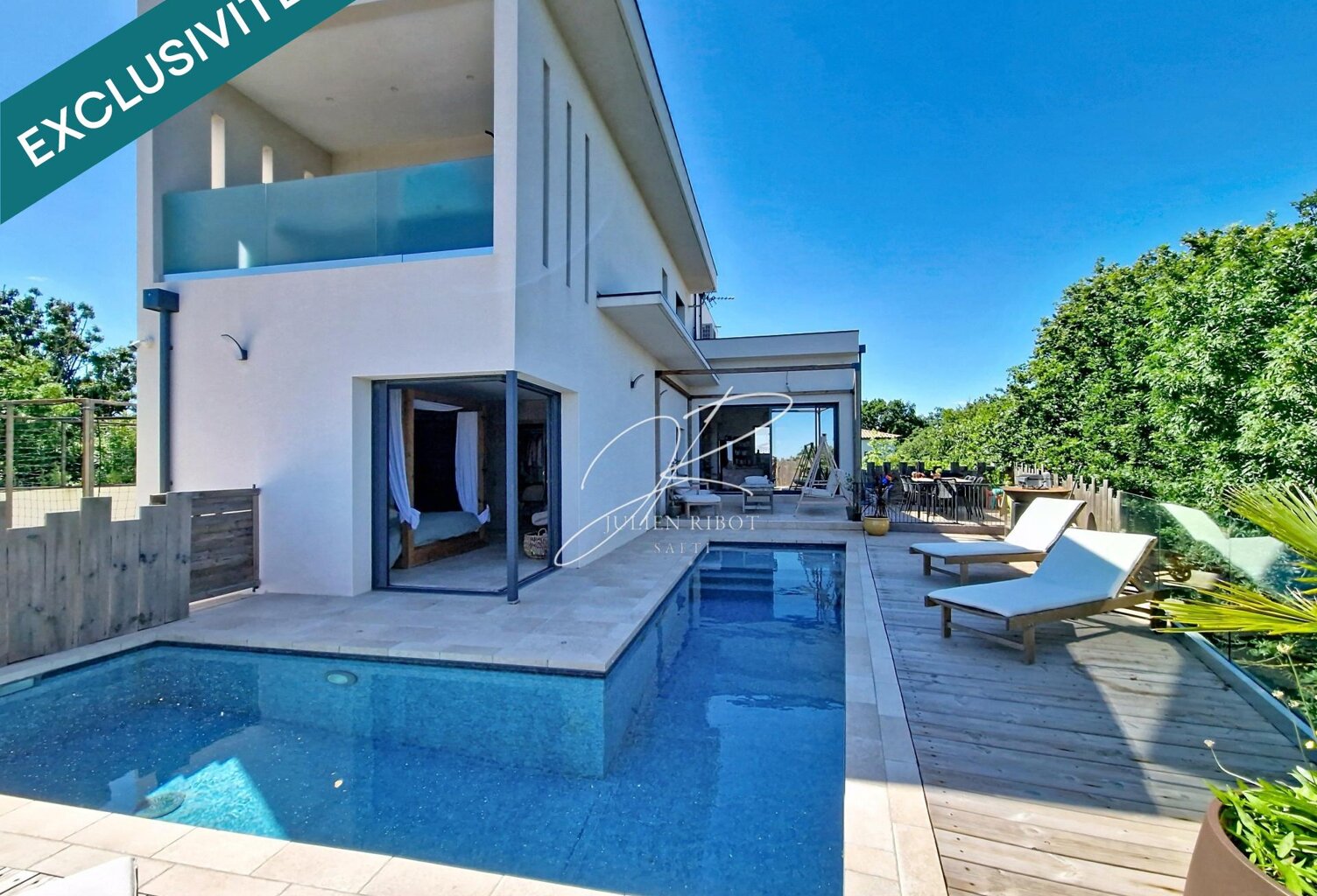 Villa T7 5 chambres 197 m² piscine et dépendance — photo 1