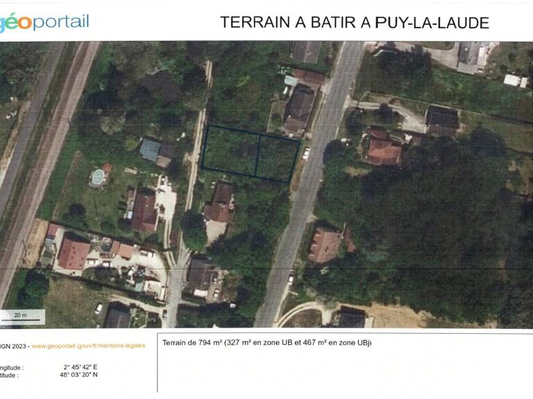 TERRAIN A BATIR PROCHE AXE ROUTIERS, AUTOROUTIERS ET SNCF — photo 1