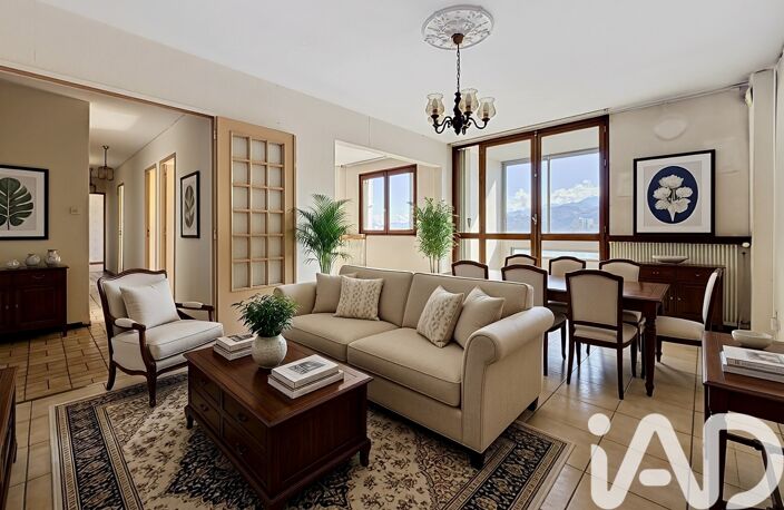 Vente Appartement 4 pièces — photo 2