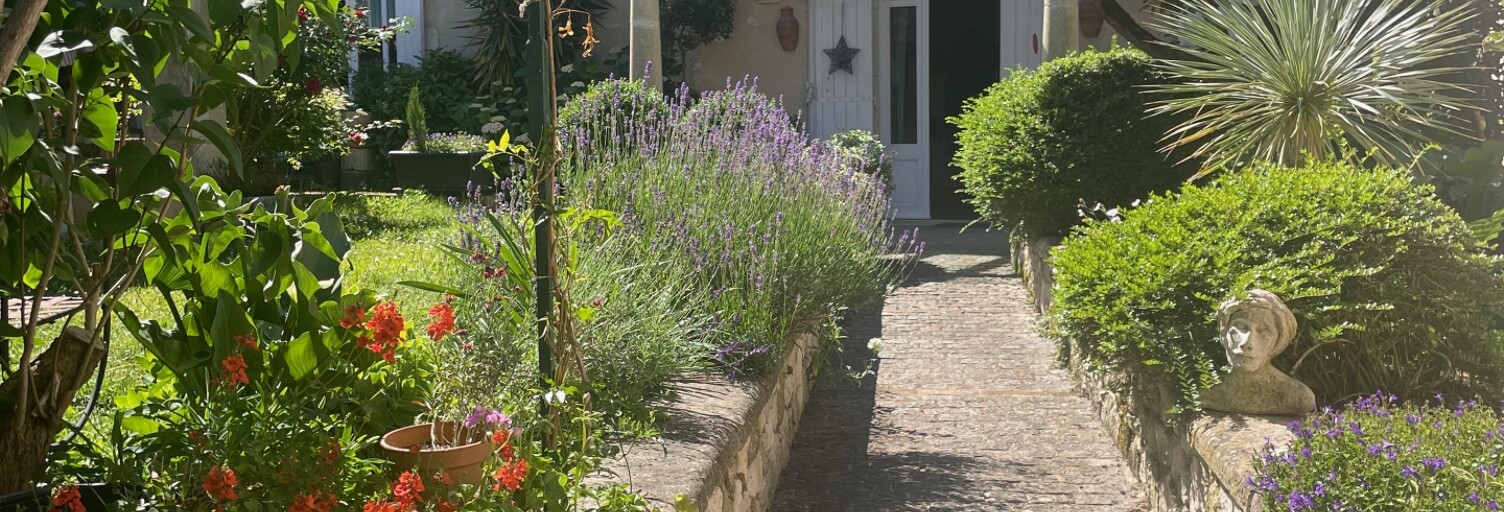 Maison 9 Pièces 251 m² à vendre à Port-Sainte-Foy-et-Ponchapt (33220)