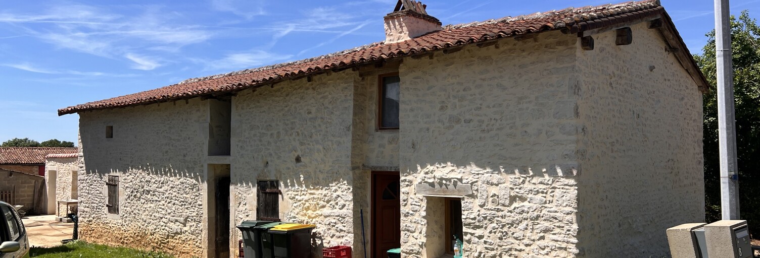 Maison 2 Pièces 93 m² à vendre à Taizé-Aizie (16700)