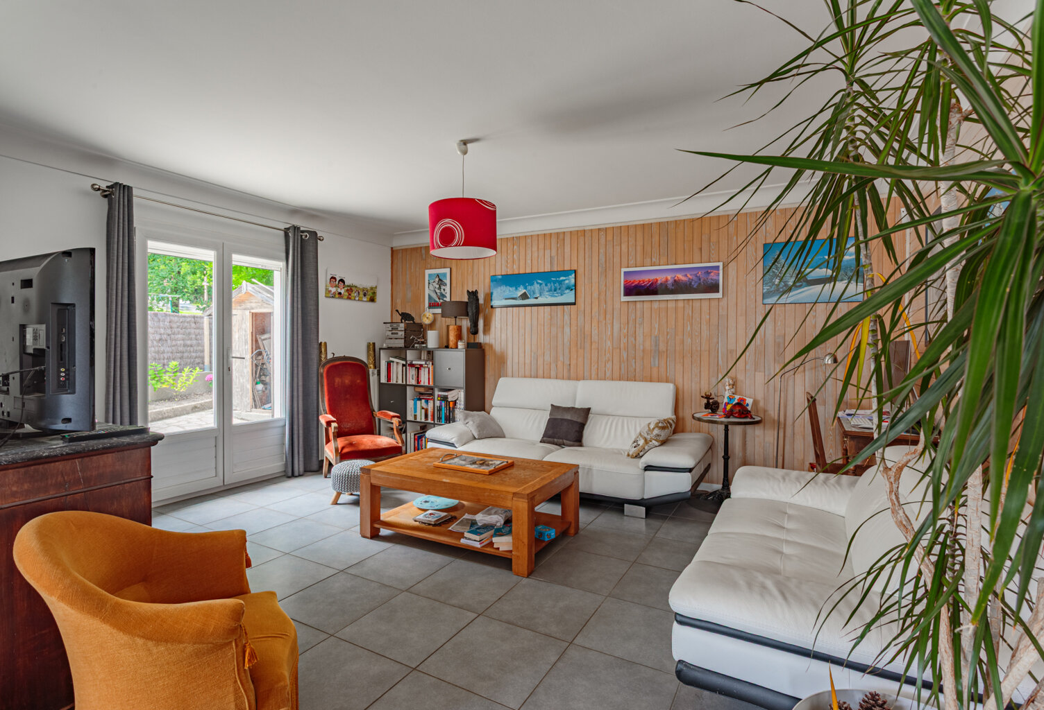 Maison de 140 m2, 5 chambres, jardin de 650 m2, garage — photo 1