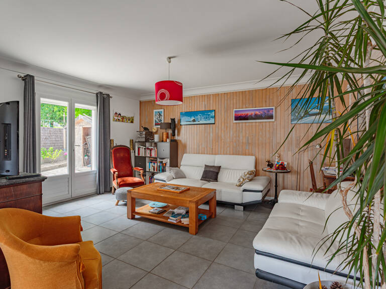 Maison de 140 m2, 5 chambres, jardin de 650 m2, garage — photo 1