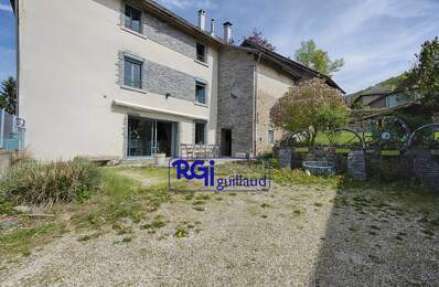 Maison en pisé  4 Chambres + dépendances 120 m² — village calme — photo du bien