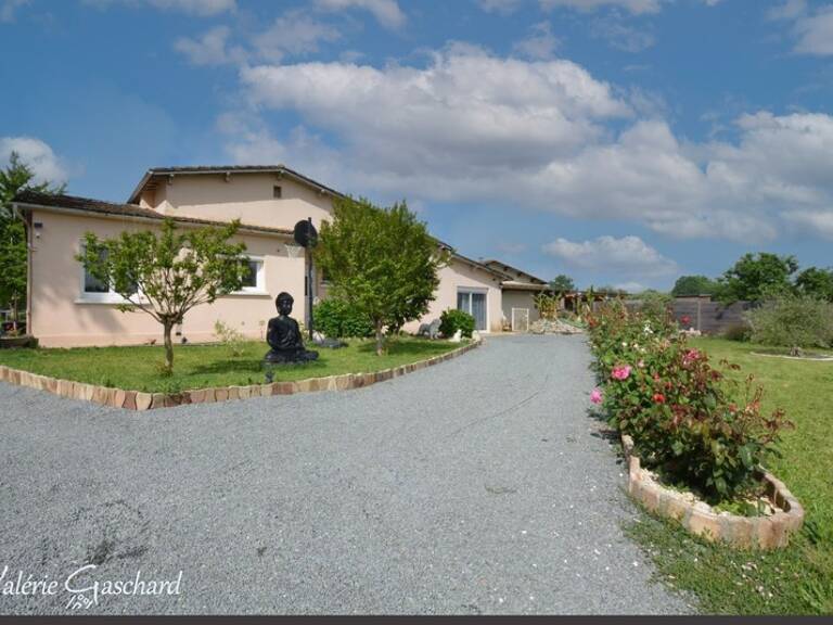 Maison de plain-pied  de 3 chambres avec jardin à Beaupouyet (Dordogne) — photo 1
