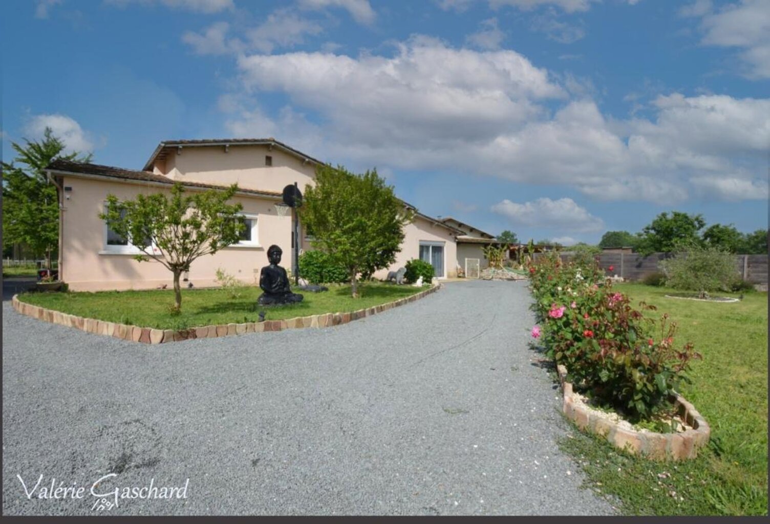 Maison de plain-pied  de 3 chambres avec jardin à Beaupouyet (Dordogne) — photo 1