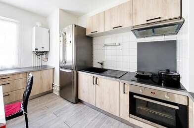 Appartement 3 pièces 218360 €