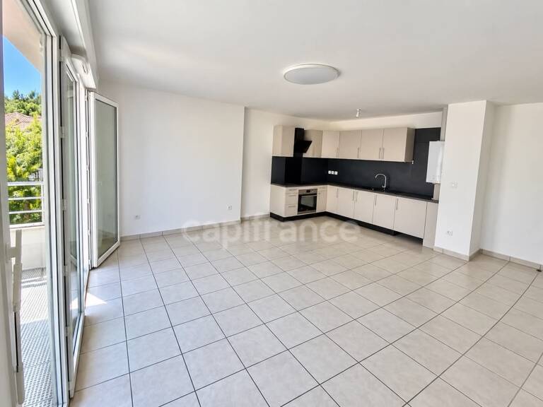 A SAINT AUBIN DE MEDOC (33): Rare- T3  lumineux de 63,05 m² au dernier étage, avec terrasse couverte et place de parking privative — photo 1
