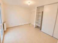 A SAINT AUBIN DE MEDOC (33): Rare- T3  lumineux de 63,05 m² au dernier étage, avec terrasse couverte et place de parking privative — photo 2