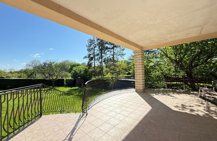 Dept de la Vienne (86) A vendre Maison contemporaine type 10 de 317.05 m2 — photo 2