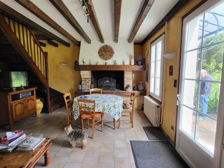 24400 Mussidan quartier calme maison de 142 m² 6 pièces 3 chambres  dépendances sur 3764 m2 — photo 1