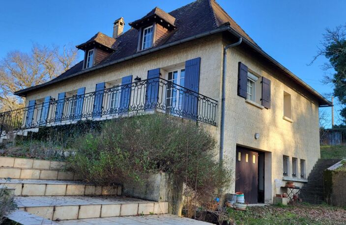 Maison 24400 Mussidan 6 pièces 112 m2 sous sol total  garage atelier pièce grenier  jardin 2350 m² — photo 2