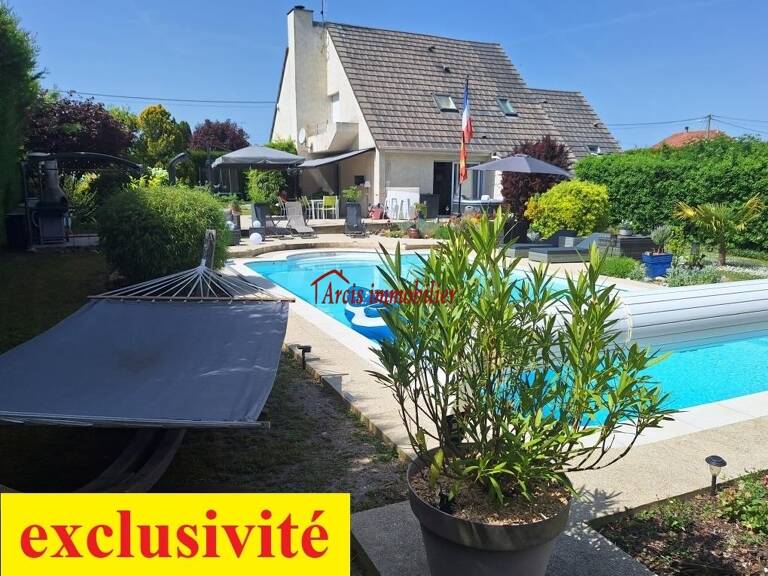 Maison 6 pièces 140 m² — photo 1