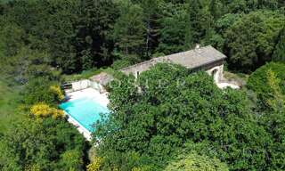 Maison 5 Pièces 206 m² à vendre à Grillon (84600)