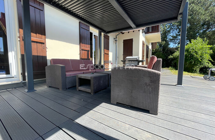 VILLA BOIS GUILLAUME 6 CHAMBRES DEPENDANCE GARAGE — photo 5
