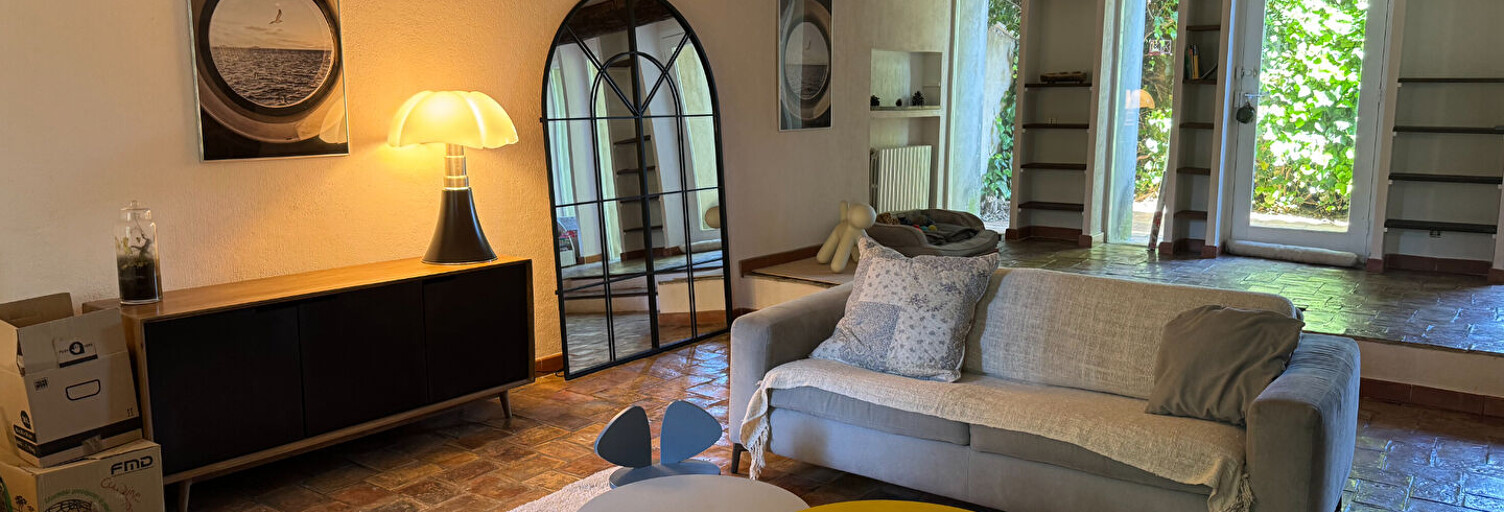 Maison 6 Pièces 176 m² à louer à La Fare-les-Oliviers (13580)