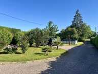 Maison familiale de 150 m² – Havre de paix verdoyant sur un terrain d'exception de 2 392 m² – Sens-Beaujeu — photo 3
