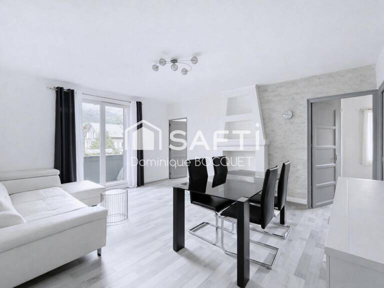 COUP DE CUR  T4 LUMINEUX AVEC BALCON, VUE DÉGAGÉE, PARKING & CELLIER À 10 MIN A PIED DU CENTRE — photo 1