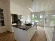 Maison aux pieds des commodités  beaux volumes — photo 3