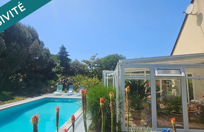Grande propriété familiale avec piscine, dépendances et fort potentiel constructible — photo 3