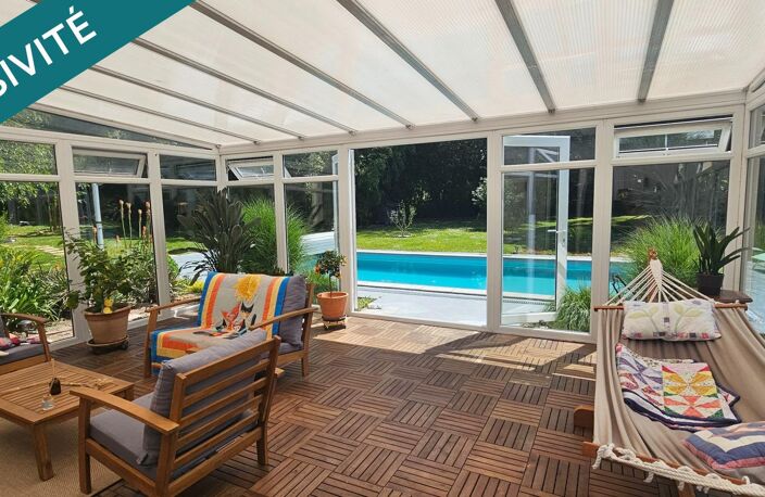 Grande propriété familiale avec piscine, dépendances et fort potentiel constructible — photo 4