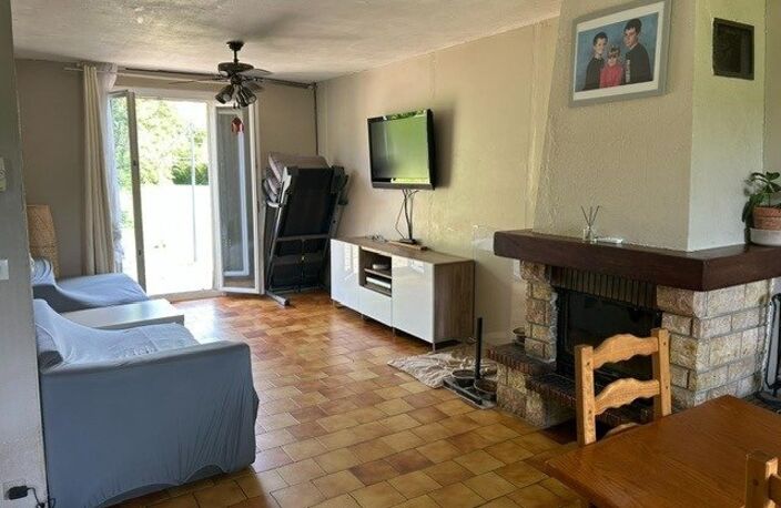 A 10 Minutes de la gare de Bréval, pour St Lazare, Maison Familiale , 5 Chambres — photo 3