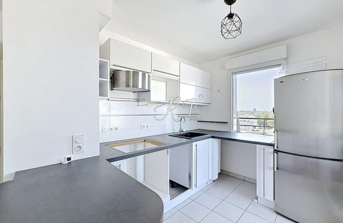 appartement récent à 2 pas de la gare SNCF — photo 2
