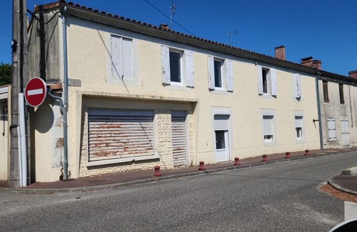 Grande maison de ville — photo 2