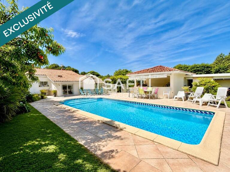 Maison 4 chambres , piscine , beau jardin , garage — photo 1