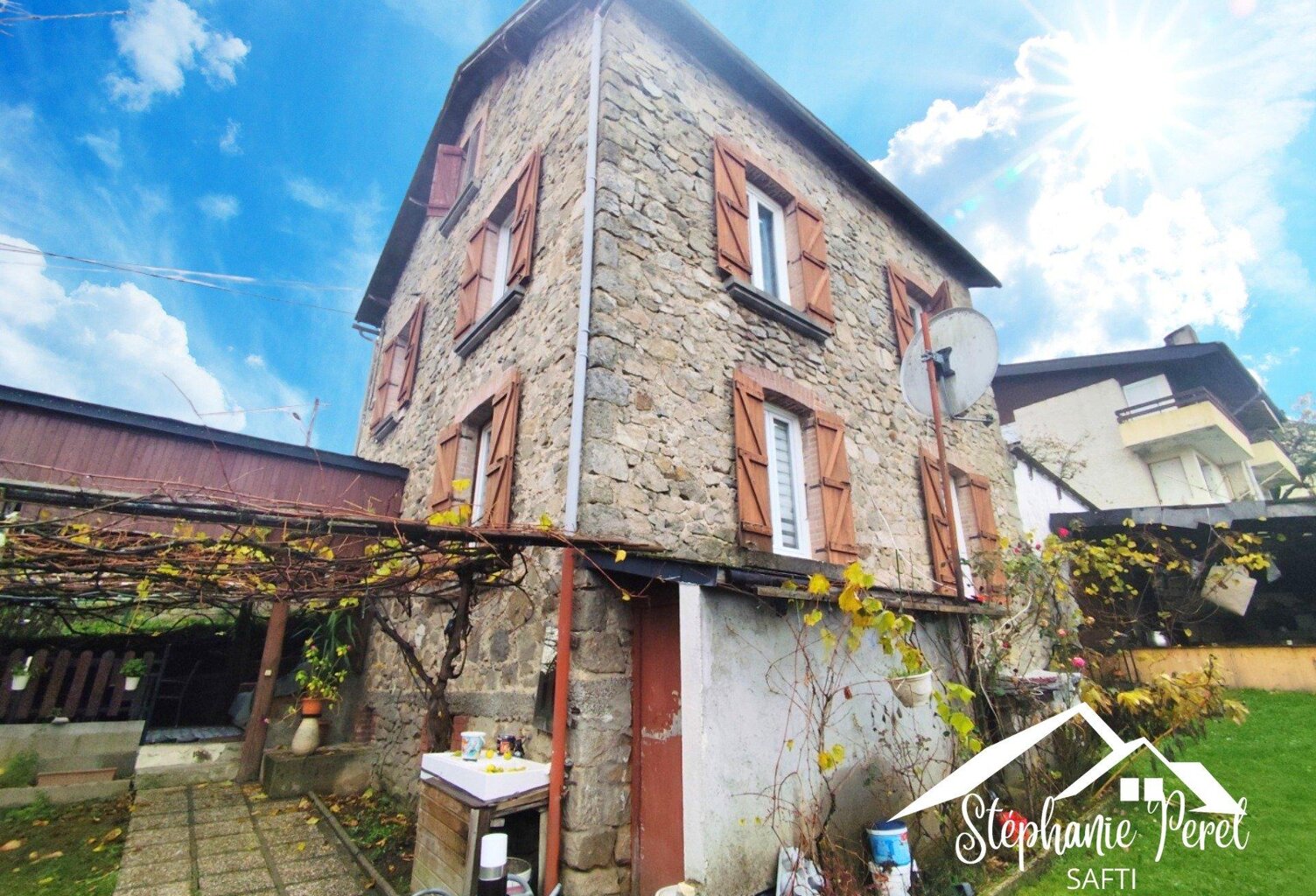 Grande maison familiale de 150 m², 6 chambres, jardin et dépendance  Au calme à Ussel — photo 1