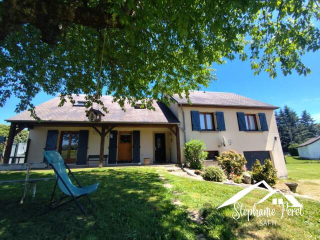Maison familiale avec piscine, dépendance de 220 m² et grand terrain à Mestes  170 m²  5 chambres — photo du bien