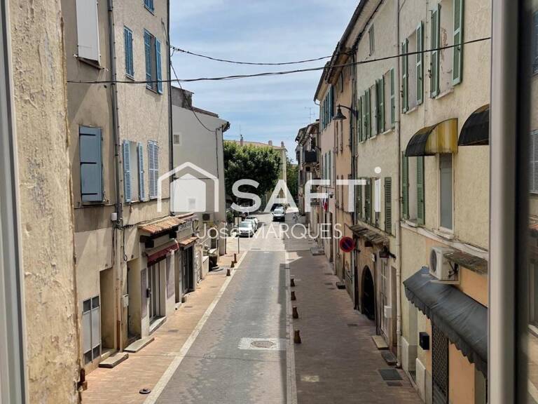 Immeuble de rapport 1 T3, 1 cellule commerciale — photo 1