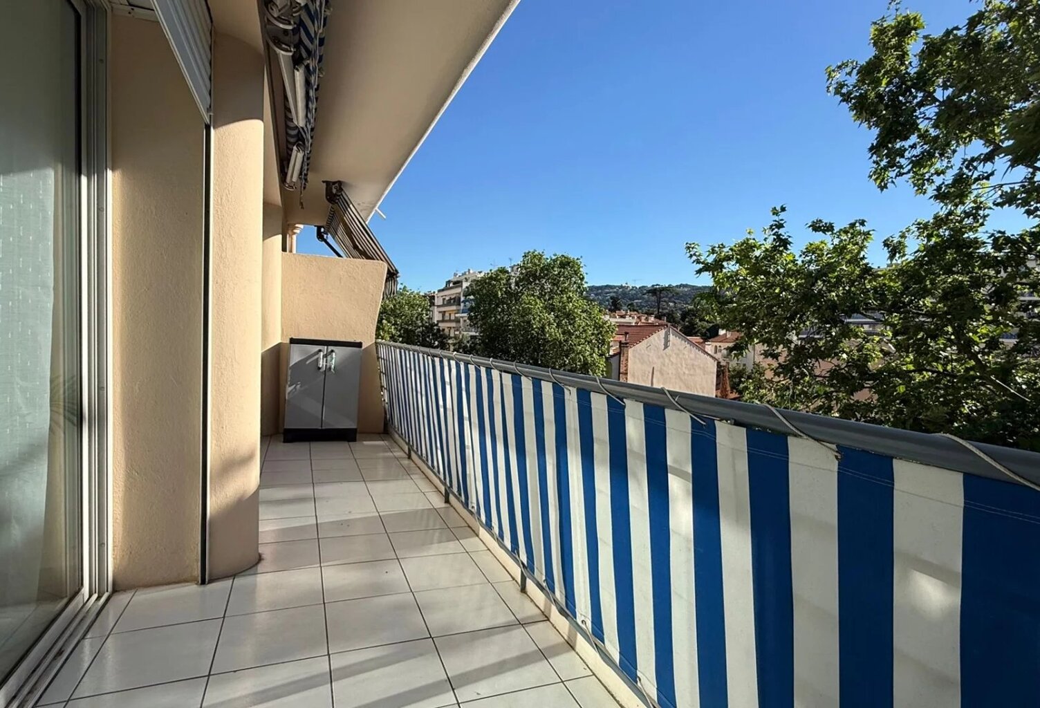 CANNES CARNOT - 2 pièces — photo 1