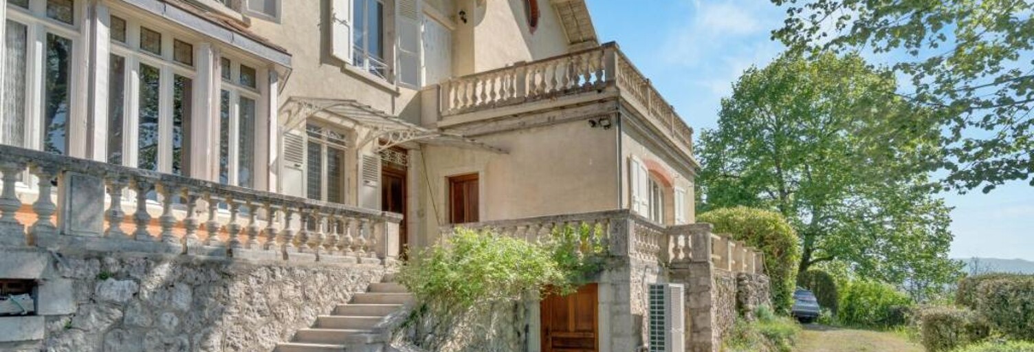 Maison 10 Pièces 433 m² à vendre à Artemare (01510)