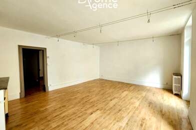 Appartement 3 pièces 680 €