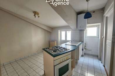Appartement 3 pièces 680 €