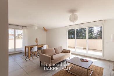 Appartement 4 pièces 718200 €