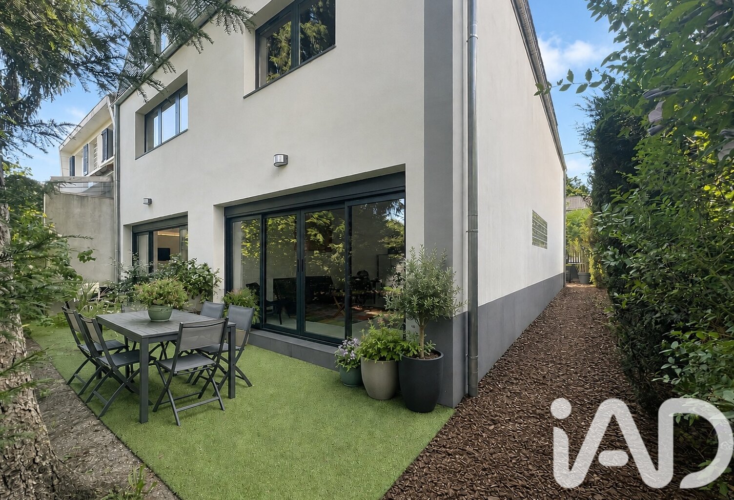 Vente Immeuble 294 m&sup2; — photo 1