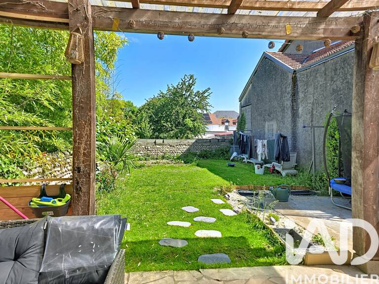 Vente Immeuble 273 m&sup2; — photo 1