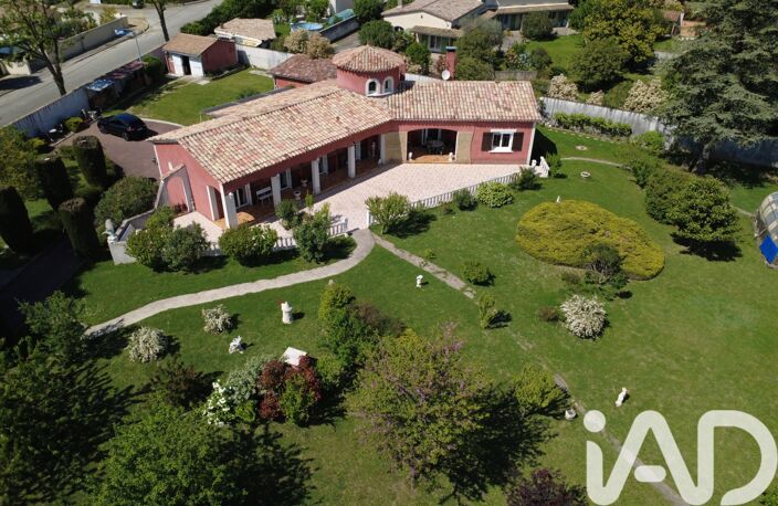 Vente Maison/villa 7 pièces — photo 2