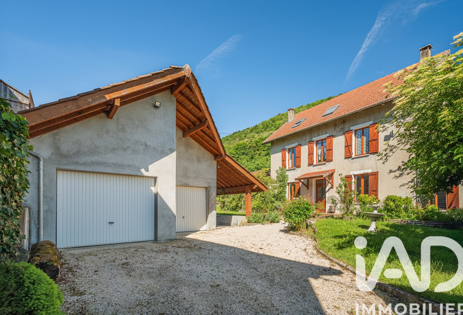 Vente Maison/villa 8 pièces — photo 1
