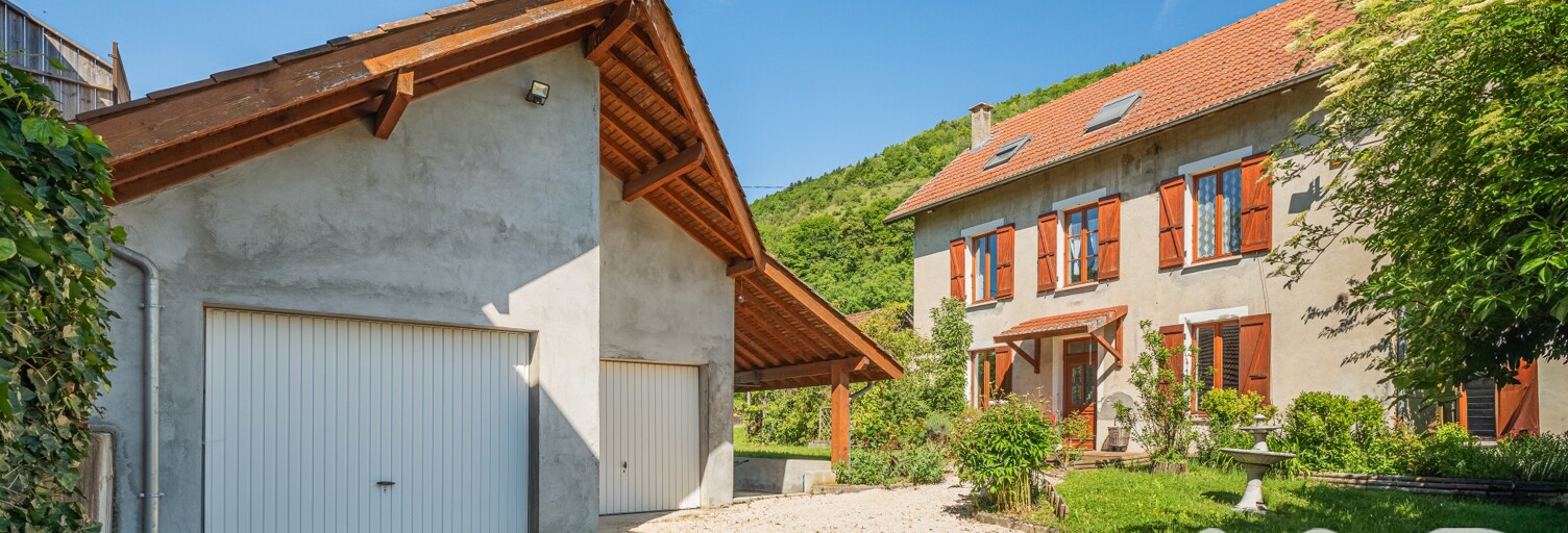 Maison 8 Pièces 171 m² à vendre à Saint-Martin-d'Uriage (38410)