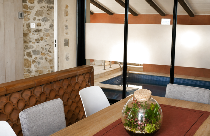 Maison de caractère en pierre   rénovée avec goût   piscine intérieure chauffée — photo 3