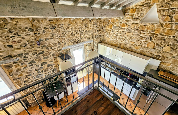 Maison de caractère en pierre   rénovée avec goût   piscine intérieure chauffée — photo 5