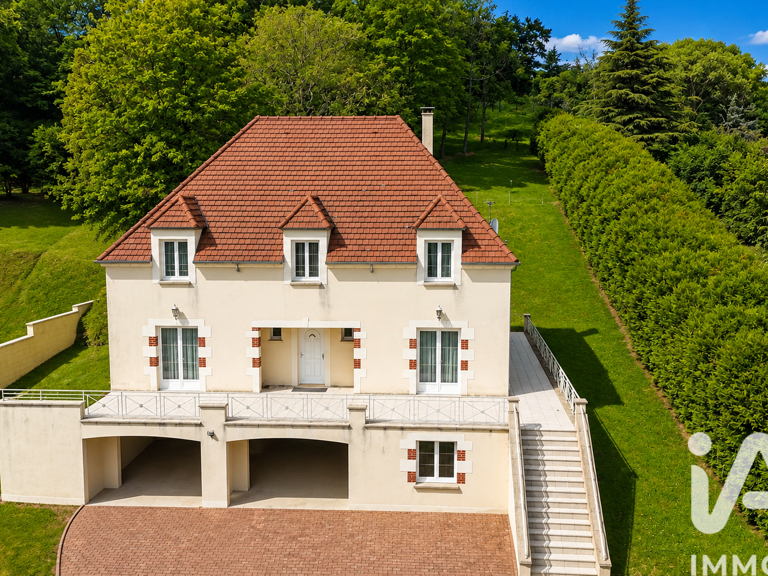 Vente Maison/villa 10 pièces — photo 1
