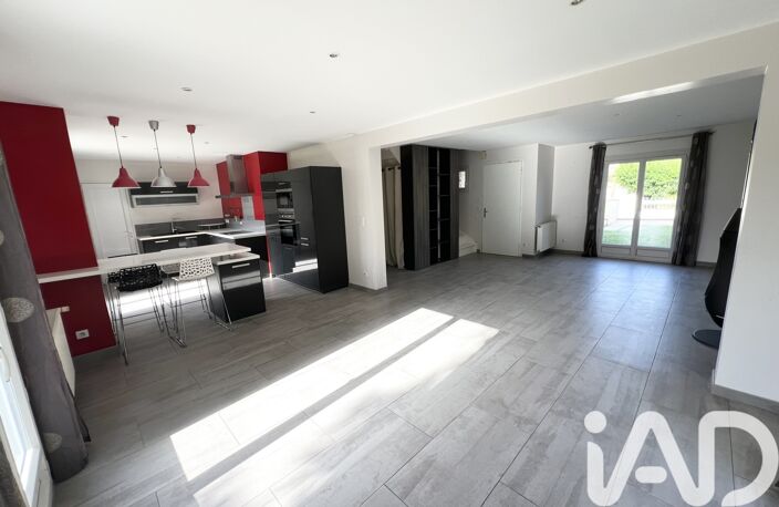 Vente Maison/villa 6 pièces — photo 2