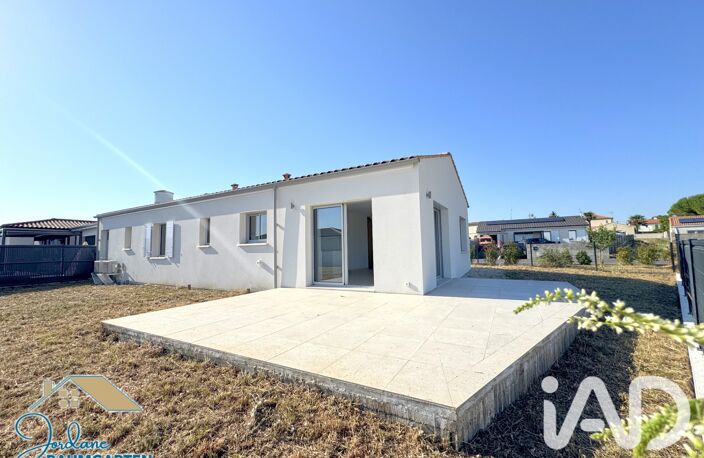 Vente Maison/villa 4 pièces — photo 2