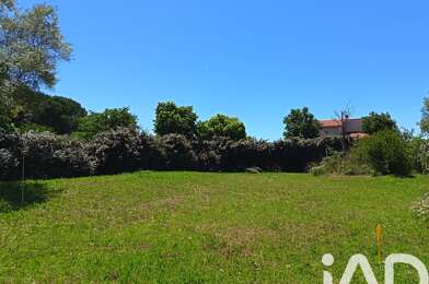 Terrain  218400 €