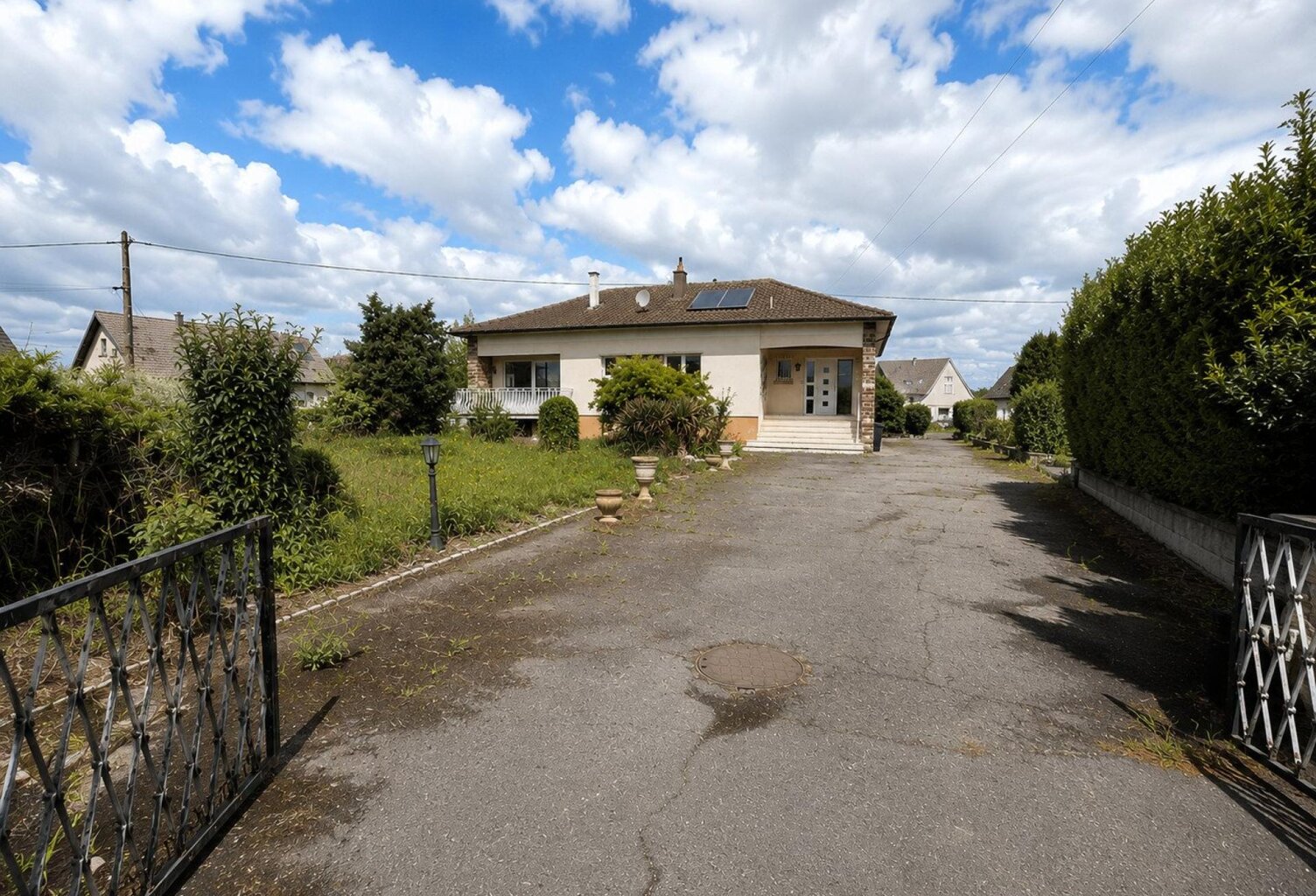 Belle maison plain-pied de 151 m² avec 4 chambres et sous-sol complet sur 16,50 ares à Hirtzfelden — photo 1