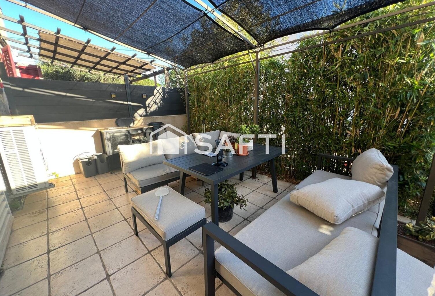 Maison - 3 ch - Terrasse - Stationnements — photo 1